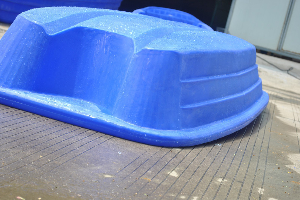 塑料漁船捕魚小船玻璃鋼養(yǎng)殖觀光特價(jià)加厚沖鋒舟外機(jī)牛筋釣魚-林躍塑業(yè)